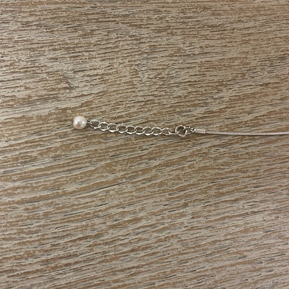 Classics silver-tone white pearl fireball ajustable necklace - Picture 8 of 8